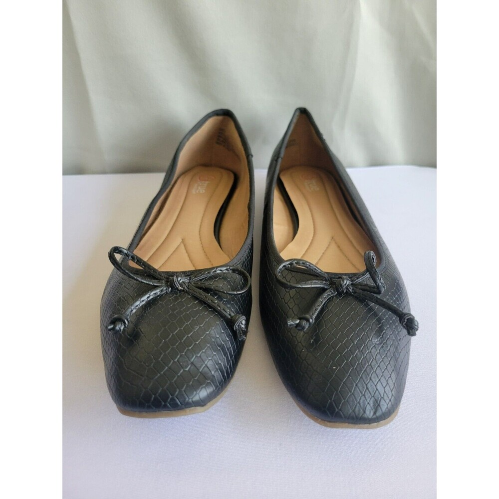 B True Baretraps Women's Emery Snake Print Black Ballet Flats with Bow Size 8M